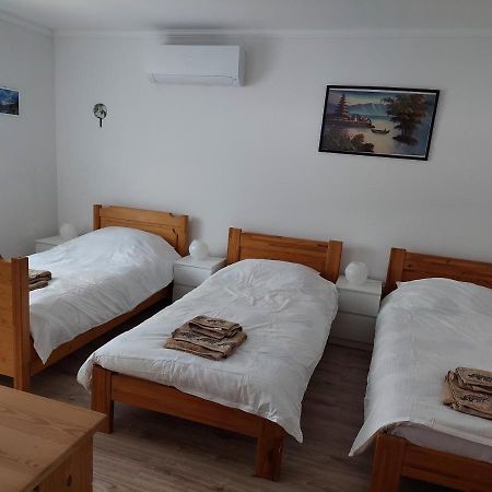 Szent Bernat Vendeghaz Apartment Veszprém Екстериор снимка