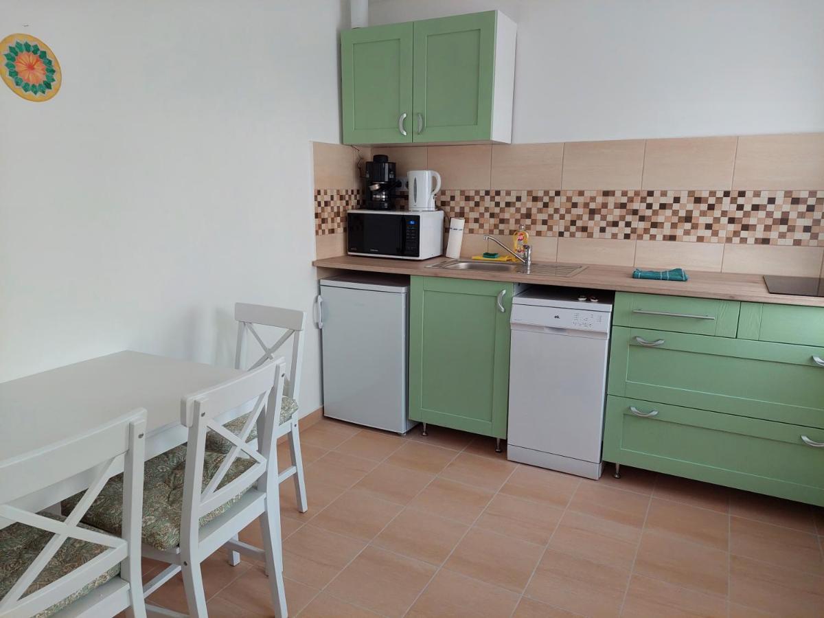 Szent Bernat Vendeghaz Apartment Veszprém Екстериор снимка