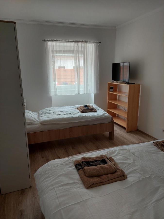 Szent Bernat Vendeghaz Apartment Veszprém Екстериор снимка